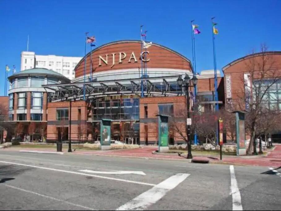 Appartamento Free Parking 40 Off 2Bdr Prudendtial Center Newark Esterno foto