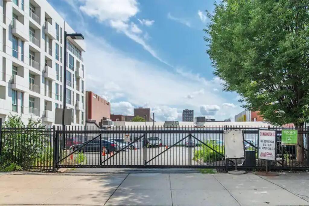 Appartamento Free Parking 40 Off 2Bdr Prudendtial Center Newark Esterno foto